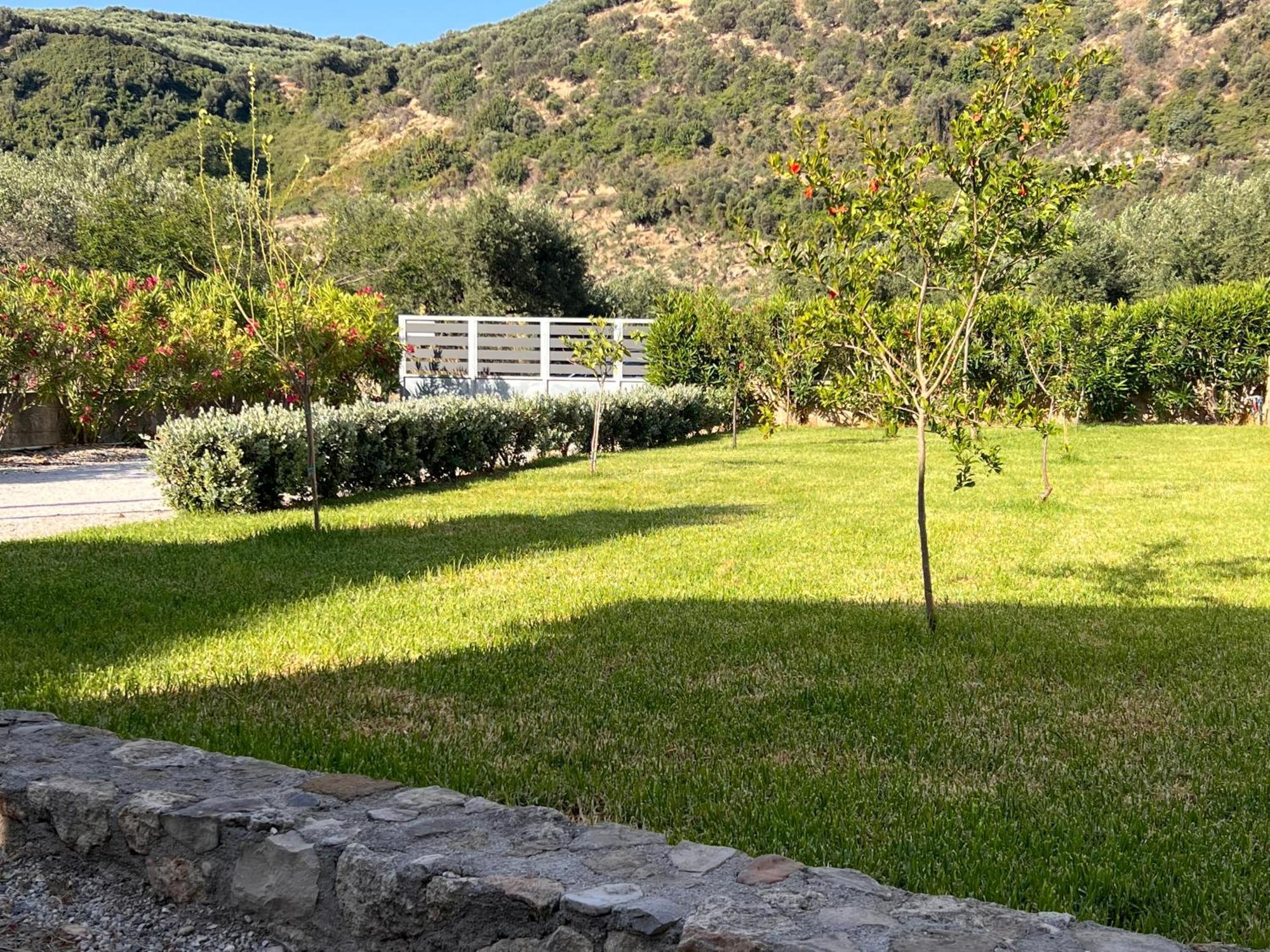 Villa Martini Kíssamos Eksteriør billede